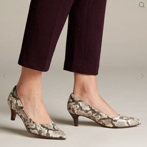 Clarks Women's Linvale Jerica Taupe Pump NEW Snake Synthetic Heels 10 W